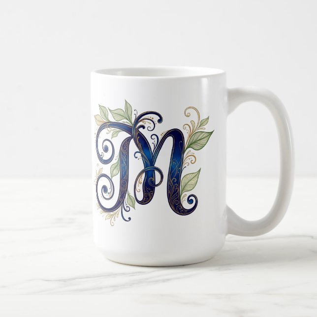 Taza De Café Cursive M – Elegant Blue & Gold Monogram (Derecha)