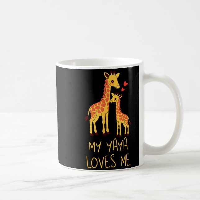 Taza De Café Cute Baby Giraffe And Grandma My Yaya Loves Me  (Derecha)