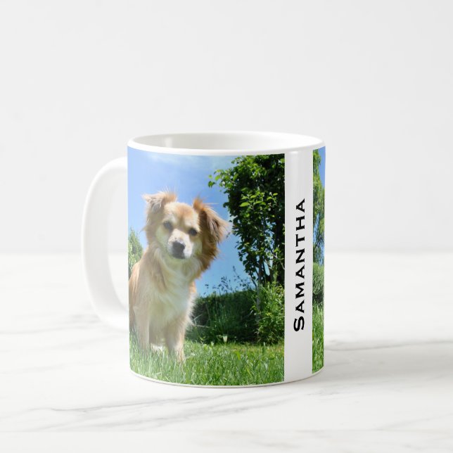 Taza De Café Cute Puppy in Garden Personalised (Anverso izquierdo)