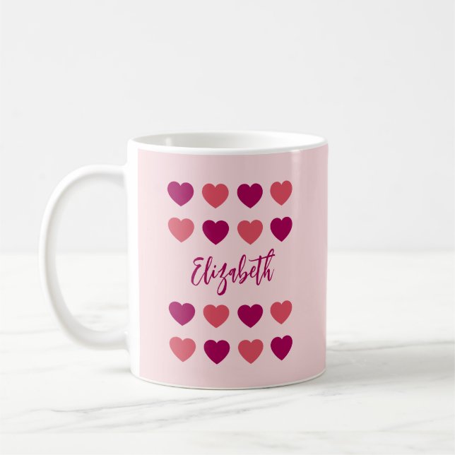 Taza De Café Cute Shades of Pink Hearts Script Cursive Name (Izquierda)
