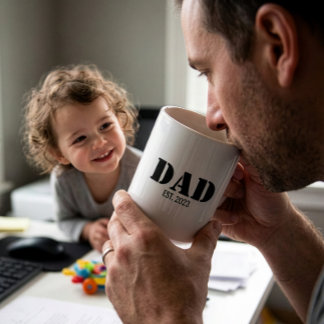 Taza De Café Dad Established Simple Bold Black Font
