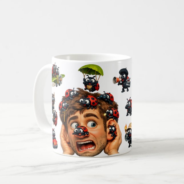 Taza De Café Dama Rubor y los Bichos (Anverso izquierdo)