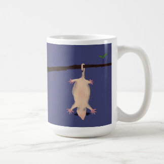 Taza De Café Dángulo en Posibilidad con este adorable opossum