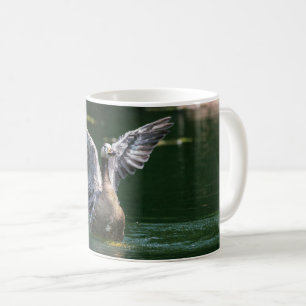 Taza de café de acción del ala de ganso viejo