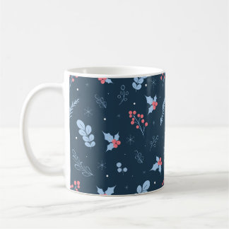 Taza de café de bayas de invierno y copos de nieve