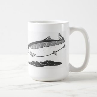 Taza de café de color salmón del río
