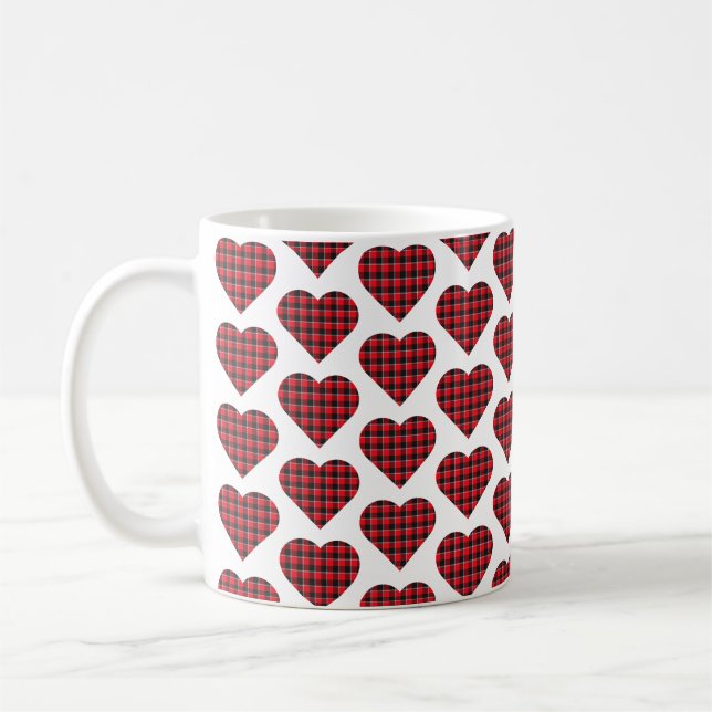 Taza de café de cuadros rojos y negros en forma de (Izquierda)