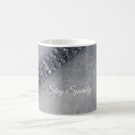 Taza de café de diamantes y piel sintética brillan
