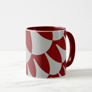 Taza de café de escamas de plata y burdeos persona
