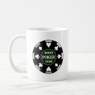 Taza de café de ficha de póquer negra del club de