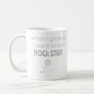 Taza de café de futura estrella de rock