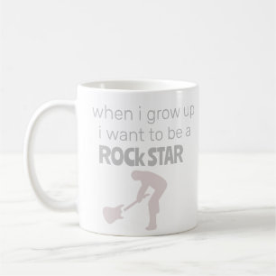 Taza de café de futura estrella de rock