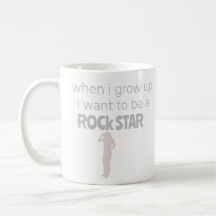 Taza de café de futura estrella de rock