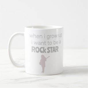 Taza de café de futura estrella de rock