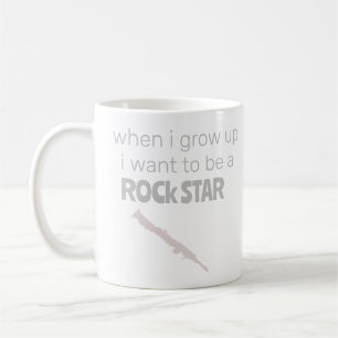 Taza de café de futura estrella de rock