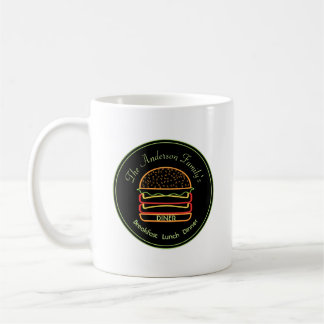 Taza de café de hamburguesa con queso de restauran