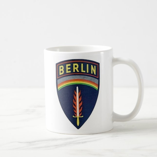 Taza de café de la brigada de Berlín (Derecha)
