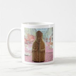 Taza de café de la Casa Embrujada de Lewis Ajedrez