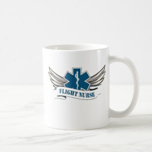 Taza de café de la enfermera del vuelo