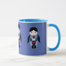 Taza de café de la muñeca de Kokeshi del violín