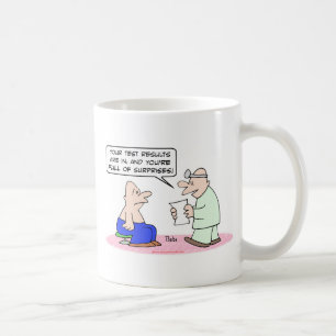 Taza De Café de la prueba de los resultados paciente del médico