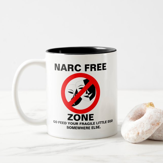 Taza de café de la zona franca de Narc (Con donut)