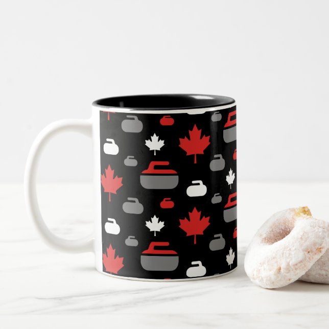 Taza de café de las rocas de Canadá que se (Con donut)
