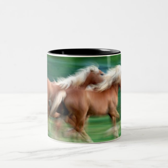Taza de café de los caballos del Palomino de las (Centro)