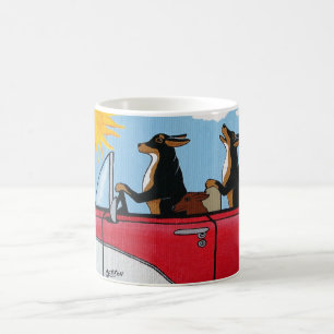 Taza de café de los perros que cruza