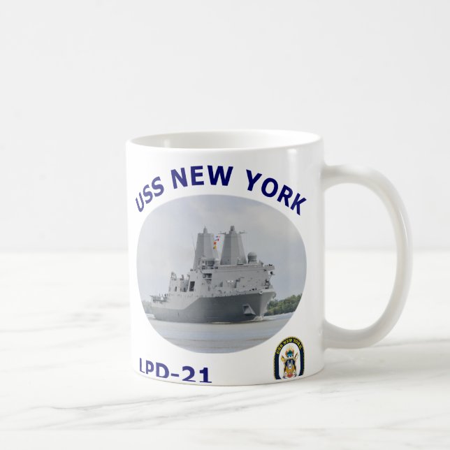 Taza de café de LPD 21 USS Nueva York (Derecha)