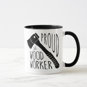 Taza de café de madera del trabajador