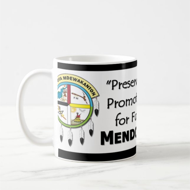 Taza de café de MMDC o taza de té (Izquierda)