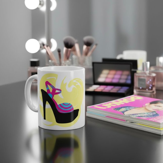 Taza De Café De Tacones Altos De Moda (Subido por el creador)
