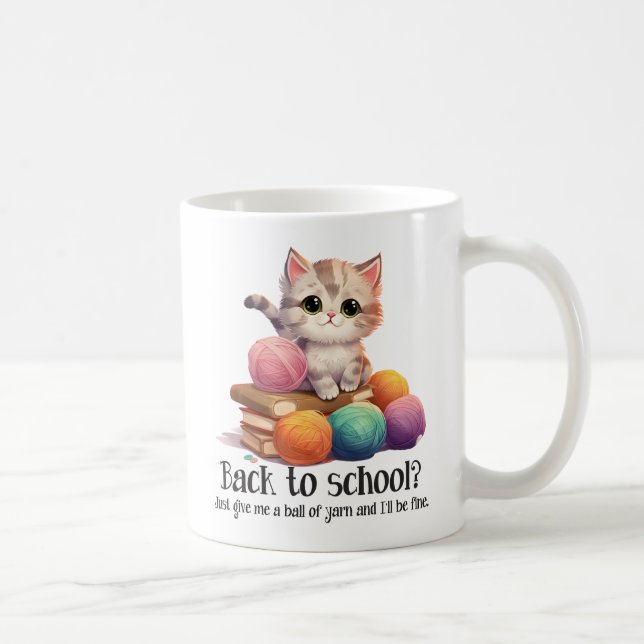 Taza De Café ¿De Vuelta A La Escuela? Dame Yarn (Derecha)