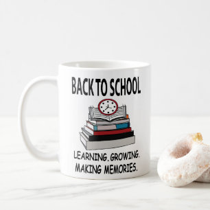 Taza De Café De Vuelta Al Colegio De Estudiantes