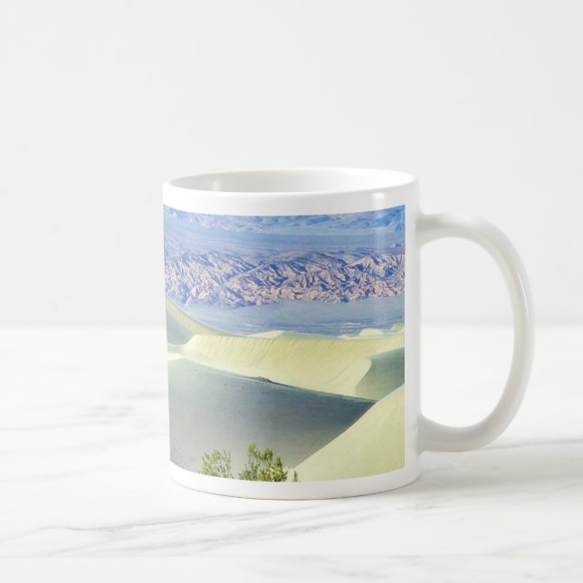 Taza De Café Death Valley abandona las dunas de arena (Derecha)