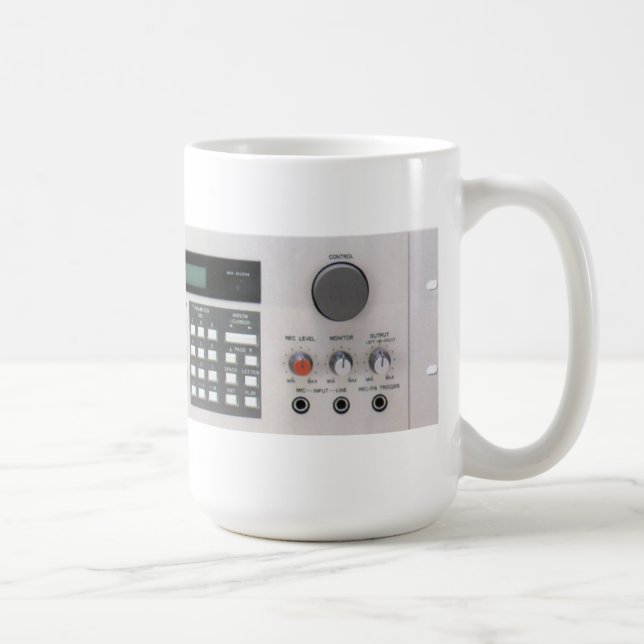 Taza De Café Dechado de Akai S 900 (Derecha)