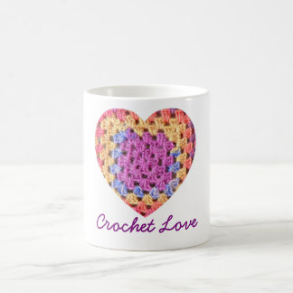 Taza de café del amor del ganchillo