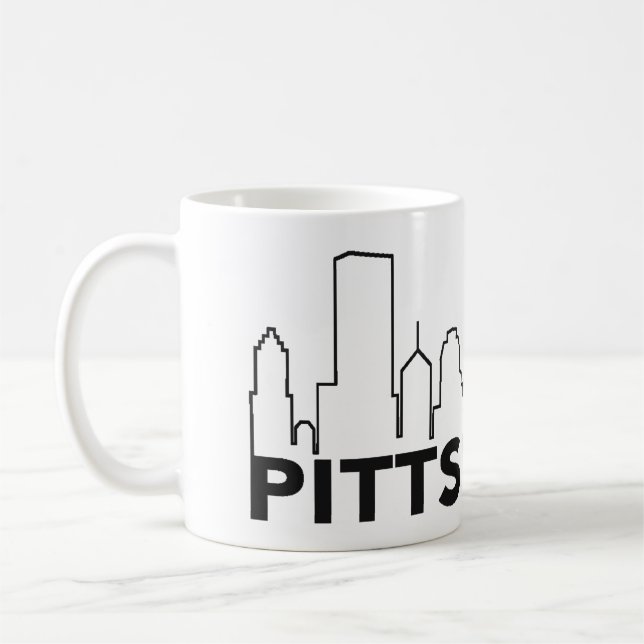 Taza de café del horizonte de Pittsburgh (negro) (Izquierda)