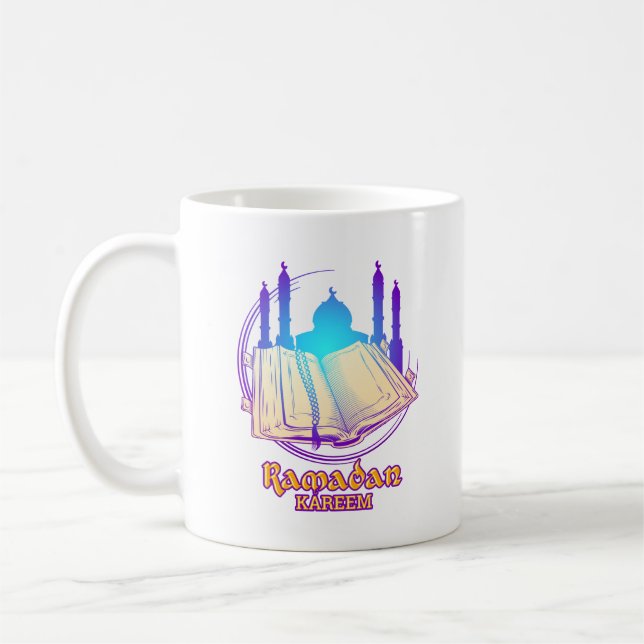 Taza de café del ilustracion del Ramadán Kareem (Izquierda)