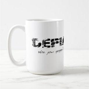 Taza de café del logotipo de los estudios del
