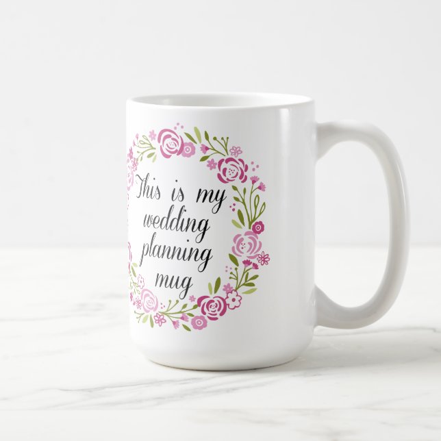 taza de café del planeamiento del boda (Derecha)