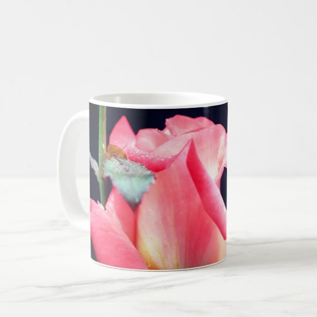 Taza De Café Delantero de flores de Rosebud personalizado (Anverso izquierdo)