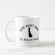 Delaware Hogar Dulce Familia Monograma Mug