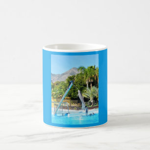 Taza De Café Delfín en ejecución