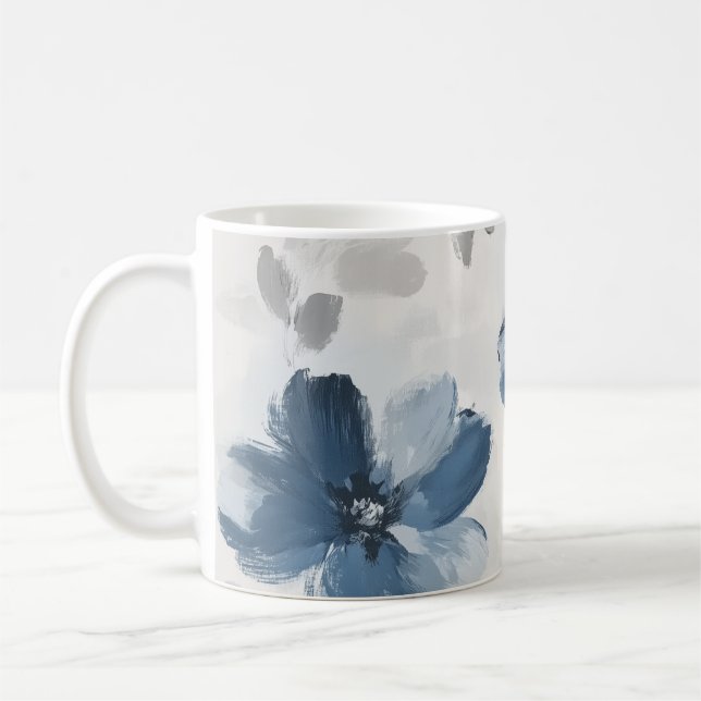 Taza De Café Delicate Dusty Blue Floral Art 🌸 (Izquierda)