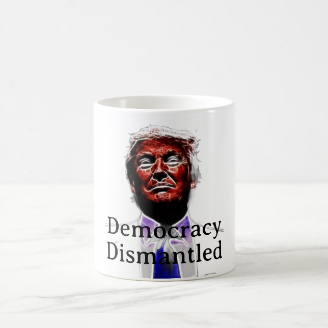 Taza De Café Democracy Dismantled Coffee Mug (Centro)