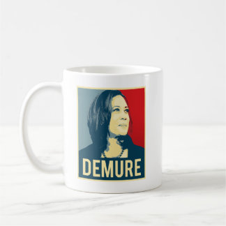 Taza De Café Demure y Mentiroso Kamala Harris