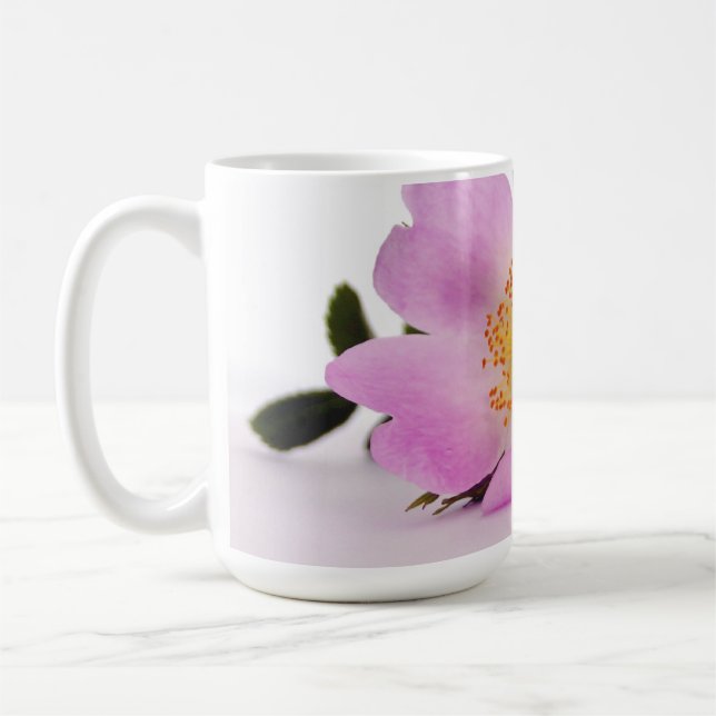 Taza De Café Dentro de un morado de flores (Izquierda)