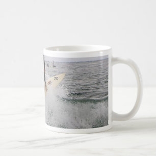 Taza De Café Deporte que practica surf
